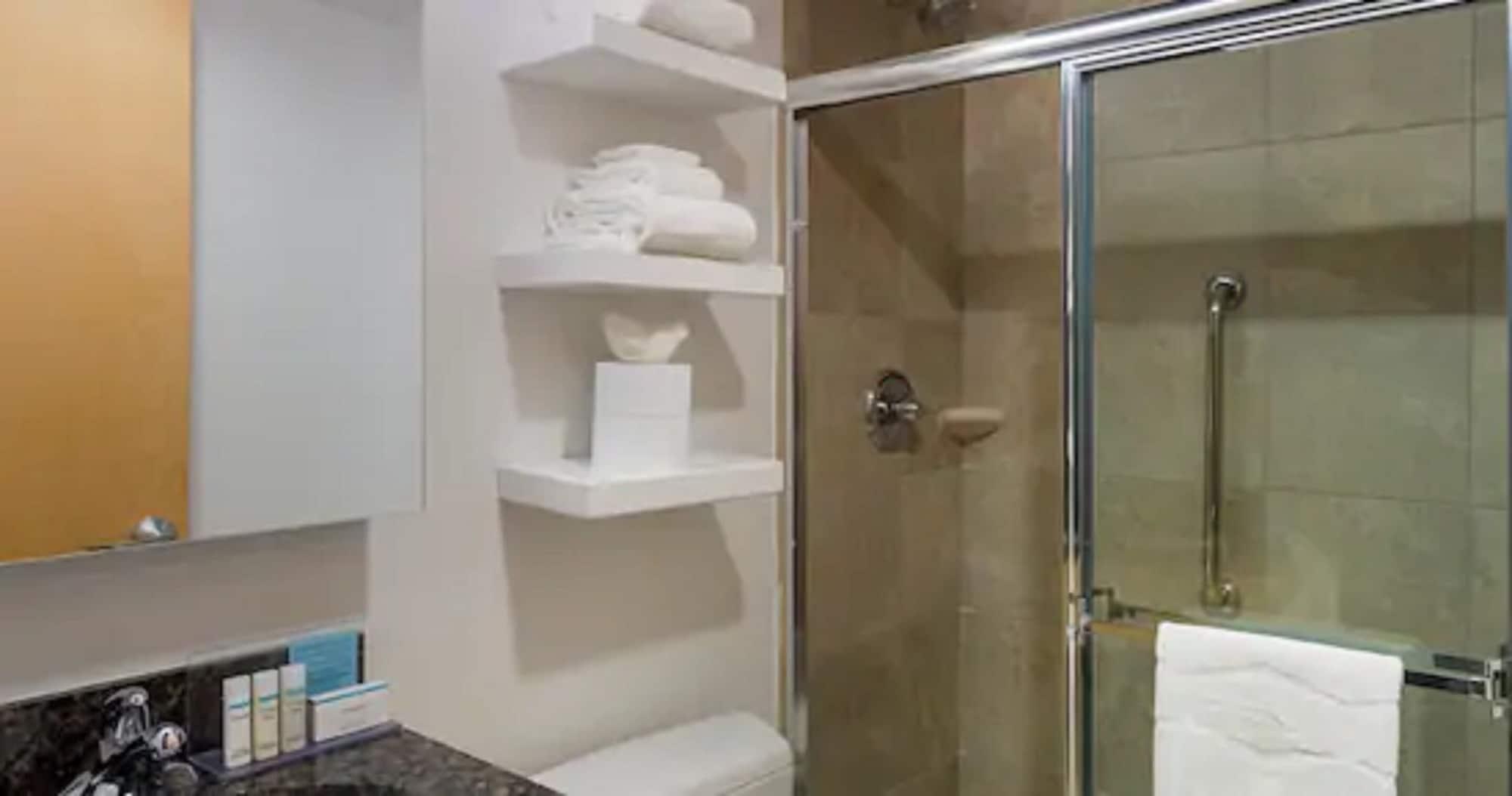 Hampton Inn Manhattan - Times Square South New York Dış mekan fotoğraf