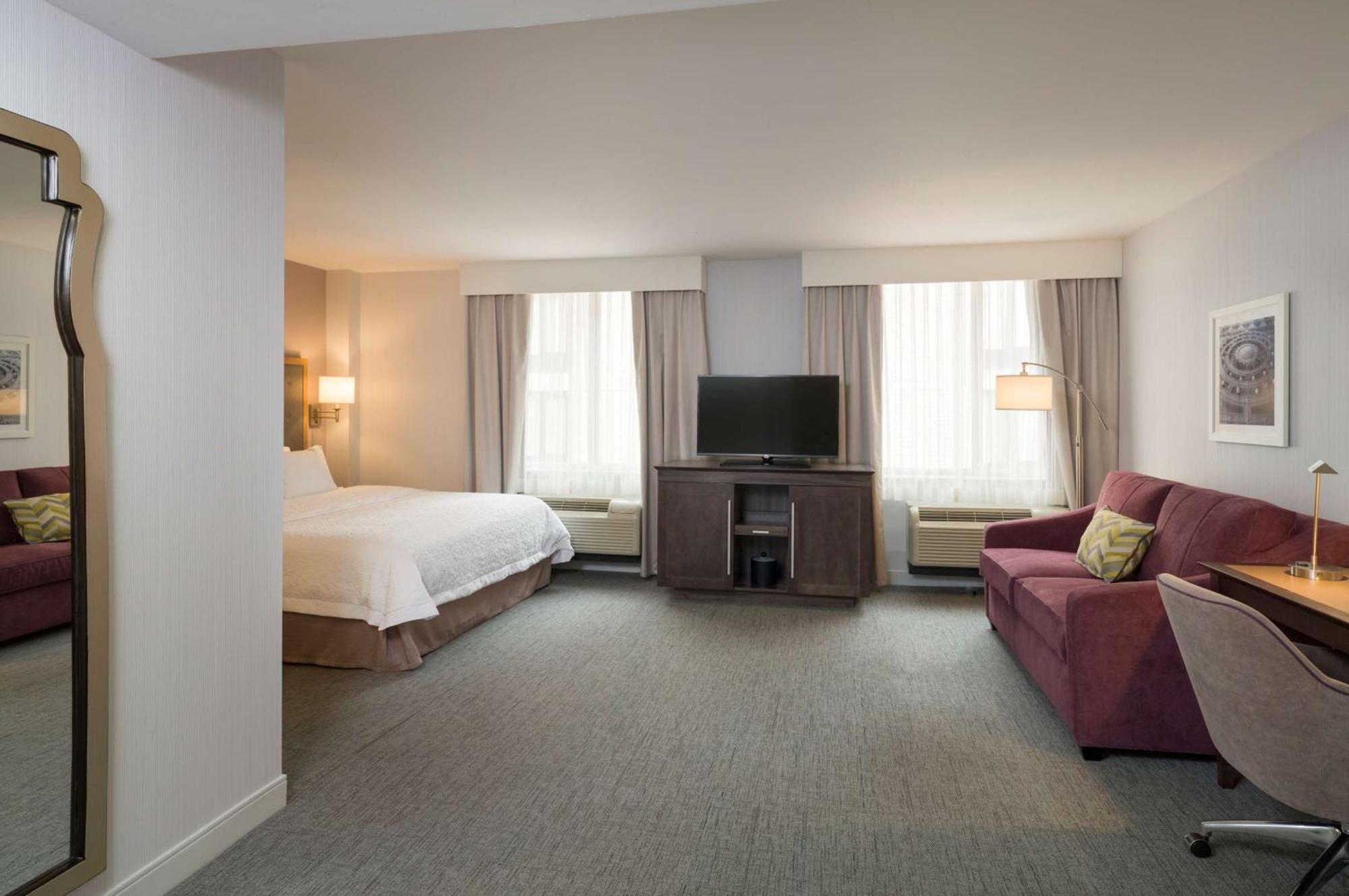 Hampton Inn Manhattan - Times Square South New York Dış mekan fotoğraf