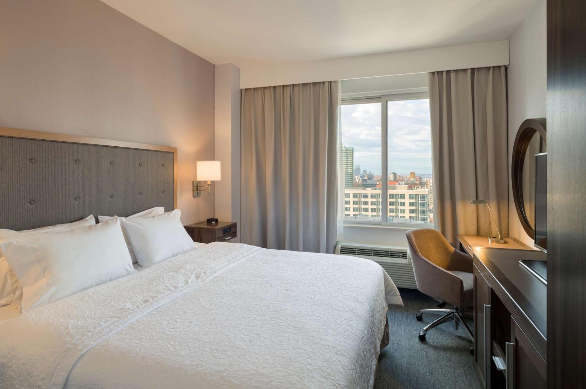 Hampton Inn Manhattan - Times Square South New York Dış mekan fotoğraf