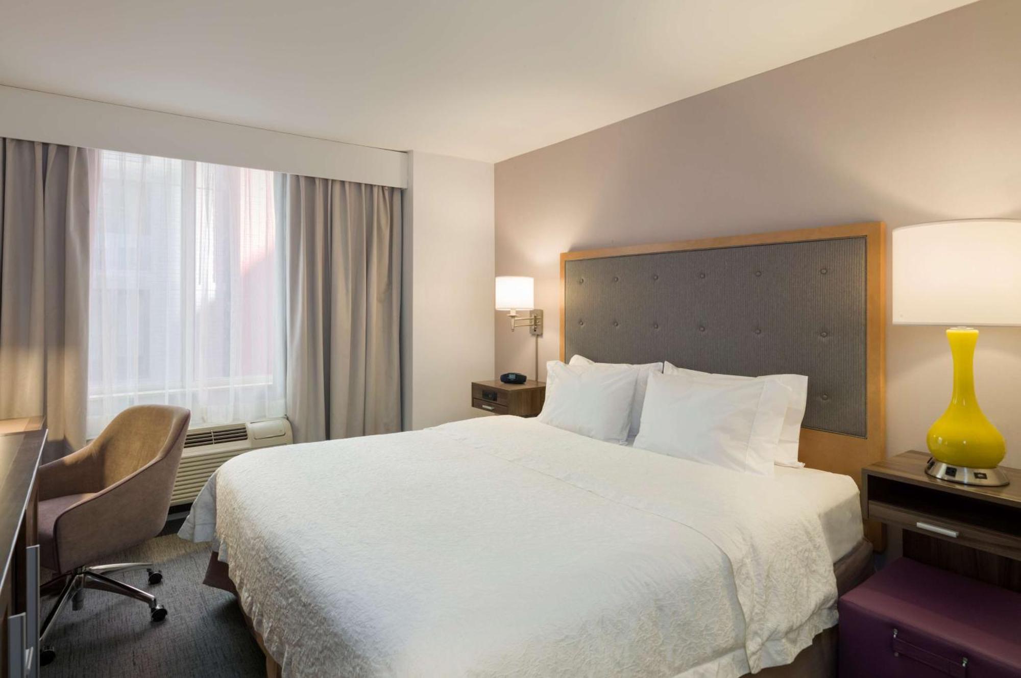 Hampton Inn Manhattan - Times Square South New York Dış mekan fotoğraf